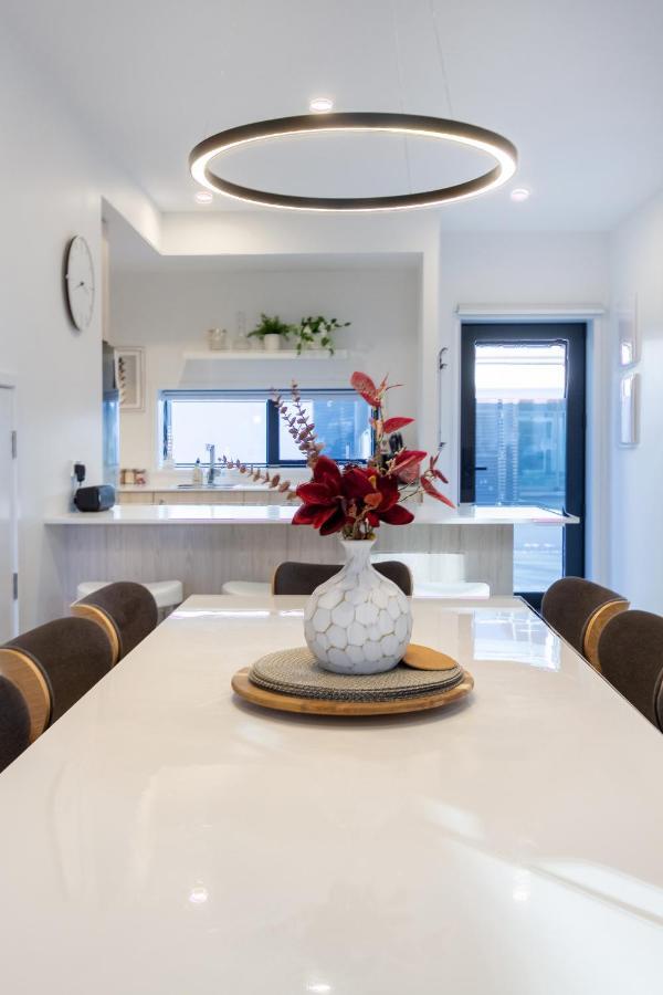 Walk To Riverside Market 4 Bed 4 Bath With Car Park Christchurch Dış mekan fotoğraf