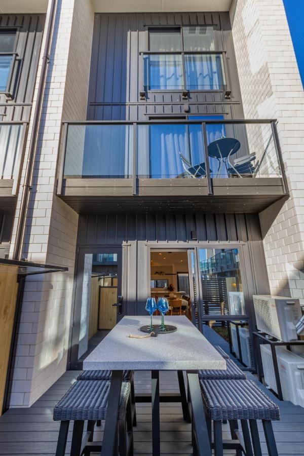 Walk To Riverside Market 4 Bed 4 Bath With Car Park Christchurch Dış mekan fotoğraf